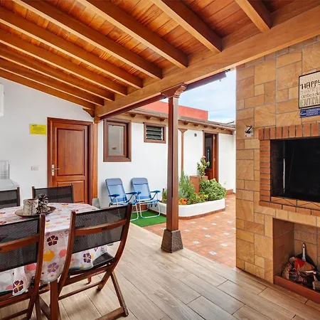 Hébergement de vacances Casa Frente Al Mar La Ponderosa Caleta de Interián